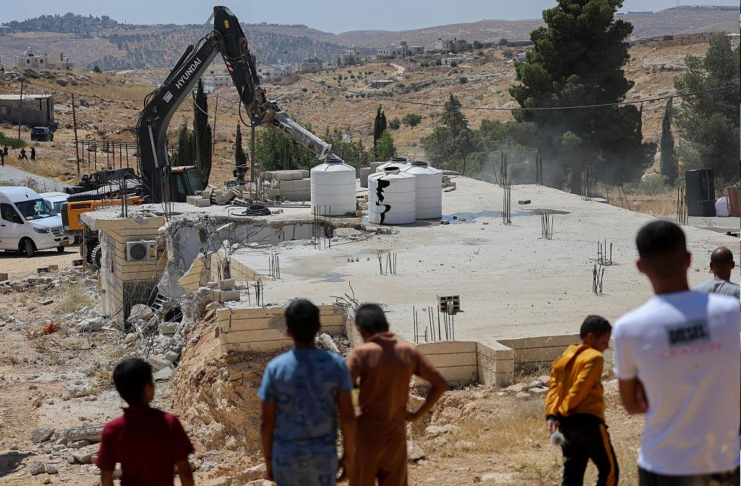 Analisis – Setelah Kata-Kata, Ada Biaya: Setahun Pengakuan Inggris atas Palestina dan Ujian Sanksi Permukiman