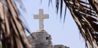 Gareja Palestina Serukan Selamatkan Sekolah Kristen Terancam TutupÂ